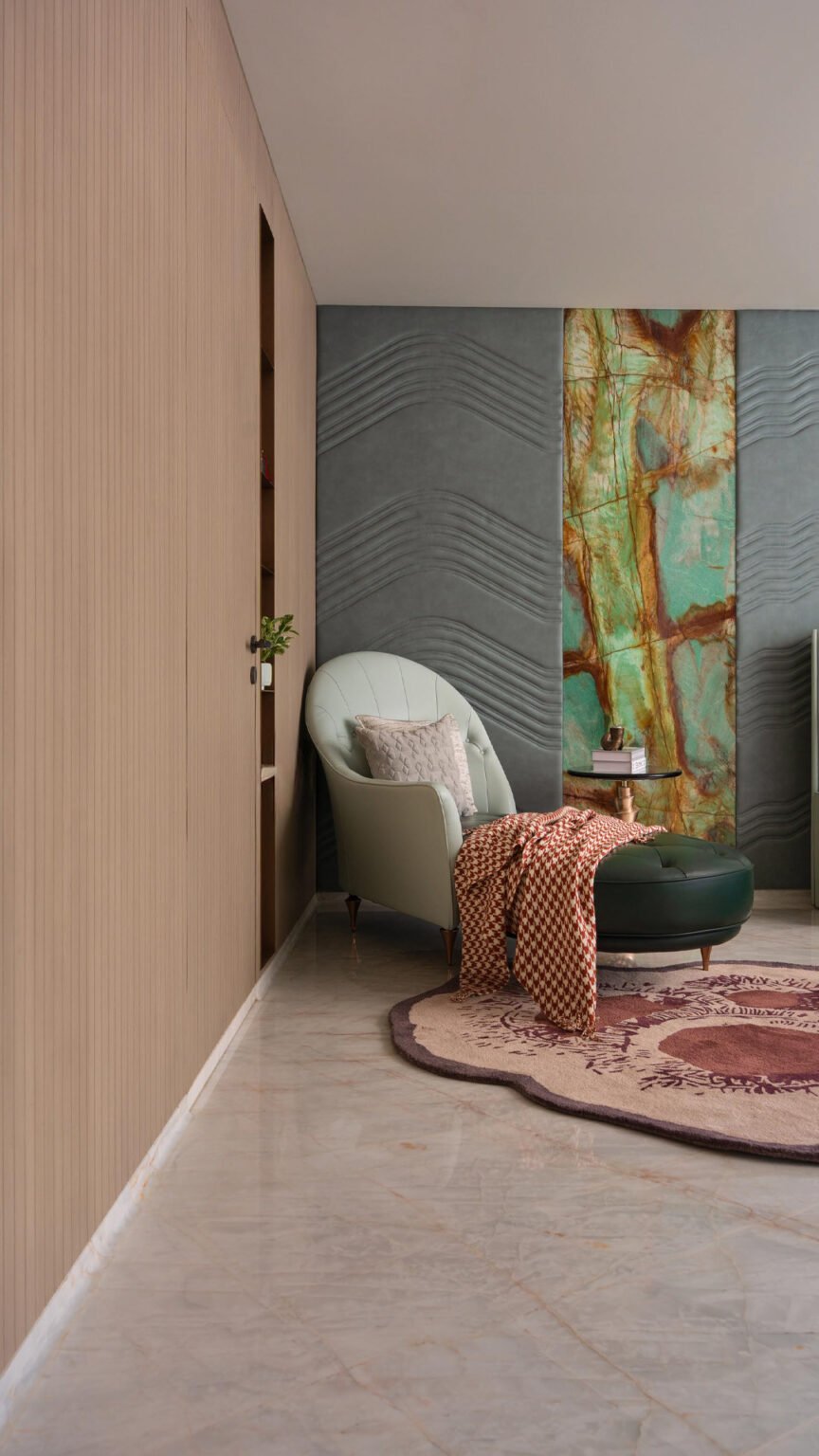 Interno Wall Panel - Model 28